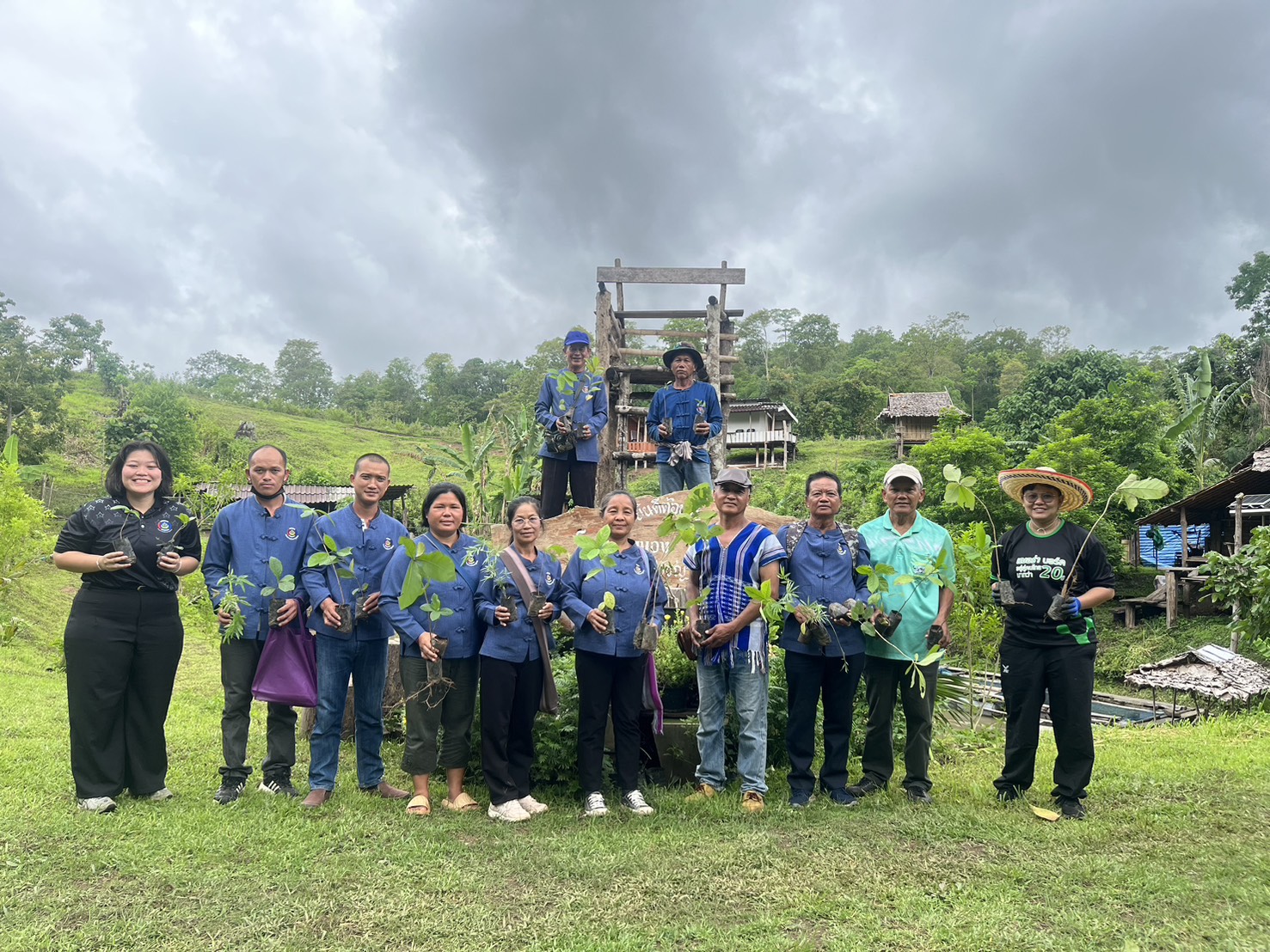 🌱 พช.ขุนยวม ร่วมกับผู้นำ อช. และศูนย์เรียนรู้โคก หนอง นา ดำเนินกิจกรรมวันต้นไม้ประจำปีของชาติ พ.ศ. 2569 🌱